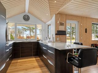 Holiday Home Bodulf - 850m from the sea by Interhome - 4