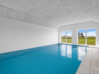 Holiday Home Ung - 460m from the sea by Interhome - 3