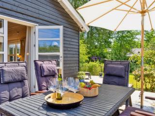 Holiday Home Annabeth - 850m from the sea by Interhome - 9