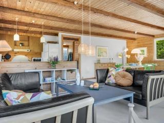 Holiday Home Laris - 700m to the fjord by Interhome - 2