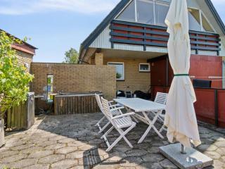 Apartment Lacey - 4km from the sea by Interhome - 7