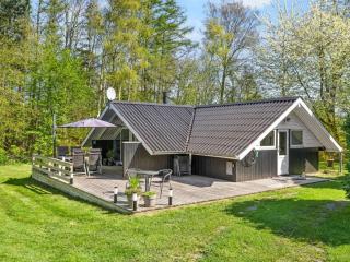 Holiday Home Lovis - 570m from the sea by Interhome - 1