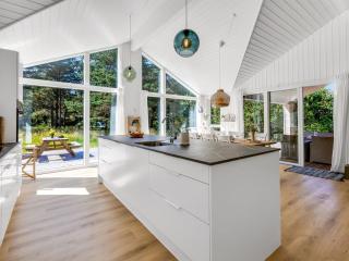 Holiday Home Aarthi - 575m from the sea by Interhome - 1