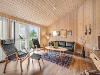 Holiday Home Anelise - 800m to the fjord by Interhome - 5