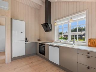Holiday Home Hellevi - 900m from the sea by Interhome - 2