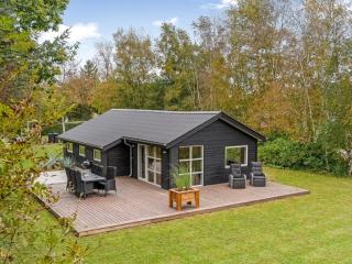 Holiday Home Silvia - from the sea by Interhome - Hals - 0