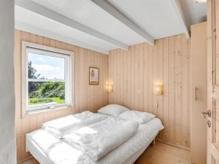 Holiday Home Aiana - 300m from the sea by Interhome - 5