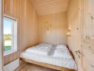 Holiday Home Aiana - 300m from the sea by Interhome - 3