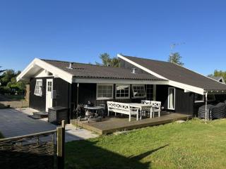Holiday Home Effy - 600m from the sea by Interhome - 0