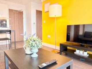 Stylish & Cozy Sleep 6 2BHK, 20 Mins Central London, BP39 - 4