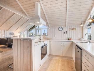 Holiday Home Bryngeir - 100m from the sea by Interhome - 5