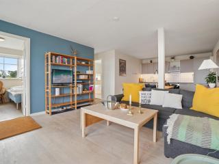 Apartment Rafn - 400m from the sea by Interhome - 1