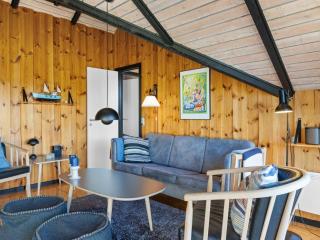 Holiday Home Allin - 350m from the sea by Interhome - 5