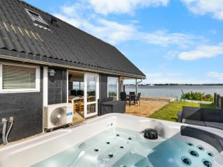 Holiday Home Yngvy - 10m from the sea by Interhome - 9