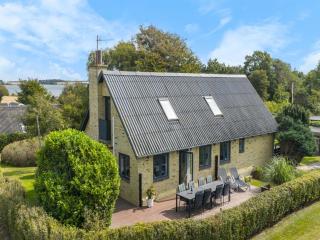 Holiday Home Ina - 210m from the sea by Interhome - 0