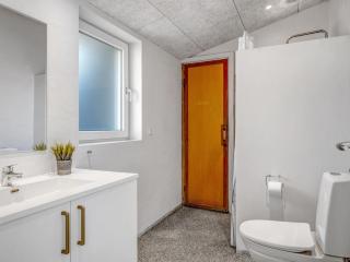 Holiday Home Galmand - 75m to the fjord by Interhome - 5