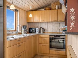 Holiday Home Signhild - 5m to the fjord by Interhome - 6