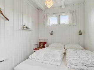 Holiday Home Bjarni - 180m from the sea by Interhome - 5