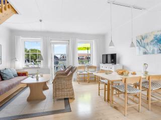 Apartment Thorfin - 10m from the sea by Interhome - 7