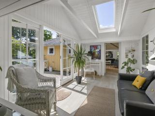 Holiday Home Holmsten - 250m to the fjord by Interhome - 2