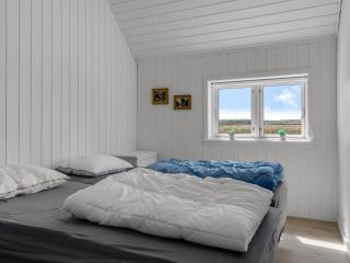 Holiday Home Toska - 800m from the sea by Interhome - 4