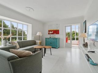 Holiday Home Hughlek - 450m from the sea by Interhome - 9