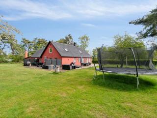 Holiday Home Jerg - 1km from the sea by Interhome - 4