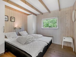 Holiday Home Annik - 300m from the sea by Interhome - 4