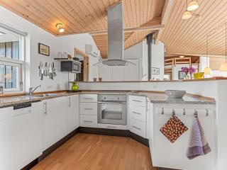 Holiday Home Oddvar - 400m from the sea by Interhome - 7