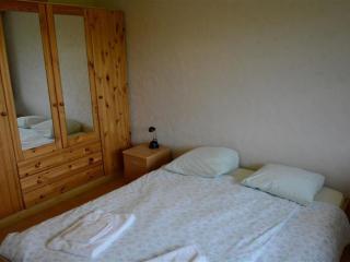 Apartment Anne - Hochparterre Appartement-Fewo- Dusche oder Bad- WC 12-Bettwohnung by Interhome - 1