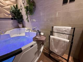 الملقا جاكوزي Al Malqa Jacuzzi - 3