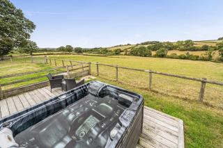 The Shippon Breathtaking Views Private Hot Tub - 5