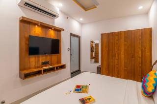 goSTOPS Jaipur, Civil Lines - 2