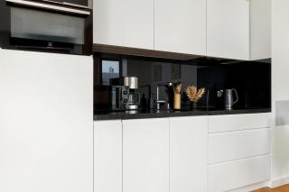 Exclusive Air Conditioned Studio in Cracow with Parking and Desk Close to the River by Renters Prestige - 2