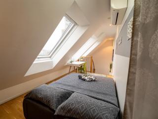 Apartment for 6 with Terrace & Air Conditioning near Metro U3 - Wien - 2