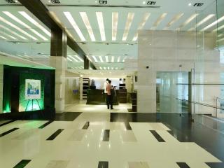Pacific Regency Hotel Suites - 7