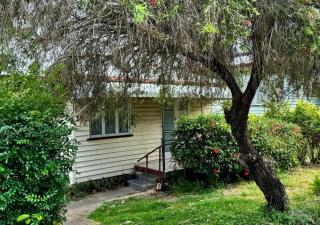 Budget-Friendly Chermside Home Near Westfield - 6