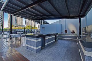 Circle on Cavil 2 Bedroom Apartments - 9
