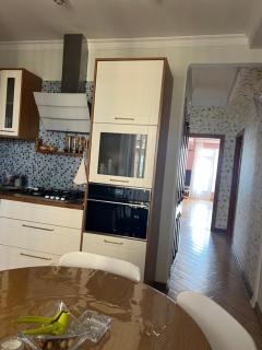 Home - 4