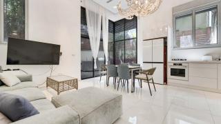 3BR Apartment Bograshov Beach TLV By Barnes - 9