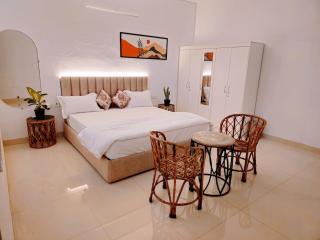 Spacious 3BHK Near Celebration Mall - 5