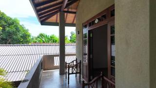 Private gateway Aluthgama with wifi close to beach - 8