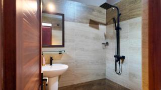 Private gateway Aluthgama with wifi close to beach - 4