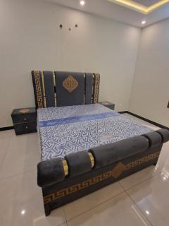 1st floor 1 bedroom, private space and access - 0