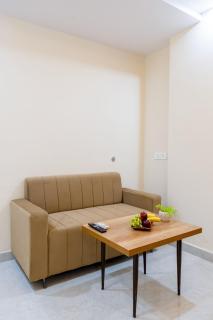 Yashobhoomi Inn - 500 mtr from Yashobhoomi Dwarka Gate no 6 - 2