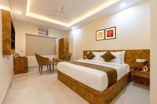 Yashobhoomi Inn - 500 mtr from Yashobhoomi Dwarka Gate no 6 - 0