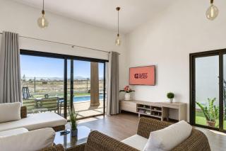 GuestReady - Luxury Villa with Pool - 8
