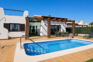 GuestReady - Luxury Villa with Pool - 0