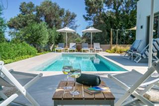Stylish Villa Tessera with Private Pool and BBQ - 3