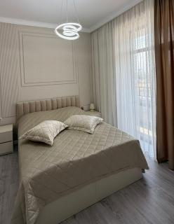 Proshyan Family Villa with Pool & Sauna - 6